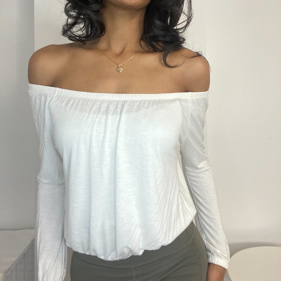 OFF THE SHOULDER TOP - Picture 2 of 5